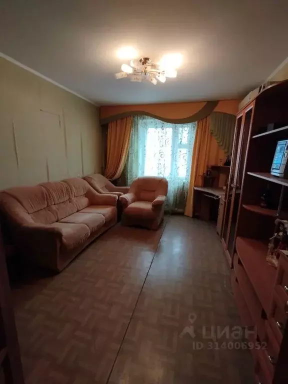 3-к кв. Ростовская область, Волгодонск ул. Гагарина, 9 (65.0 м) - Фото 0