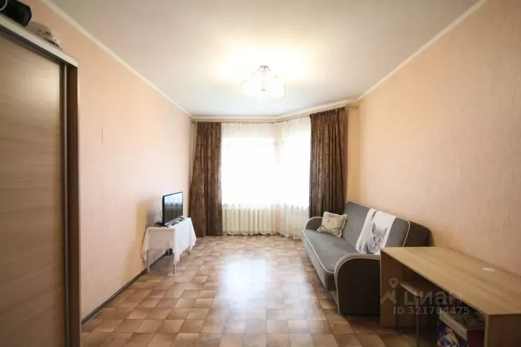 3-к кв. Ямало-Ненецкий АО, Новый Уренгой Юбилейный мкр, 3/5 (69.6 м) - Фото 1