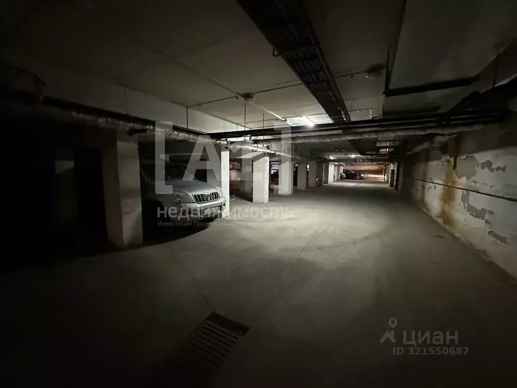 Гараж в Челябинская область, Челябинск ул. Братьев Кашириных, 12 (21 ... - Фото 2