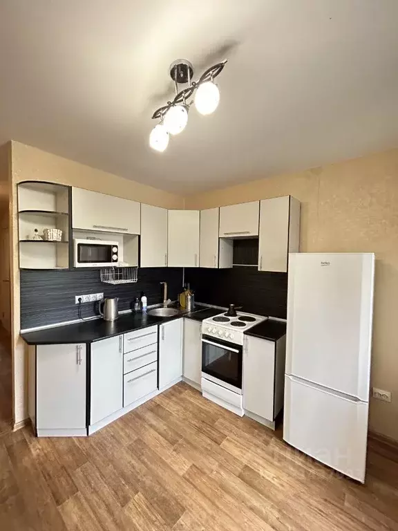 2-к кв. Томская область, Томск ул. Пушкина, 9 (60.0 м) - Фото 0