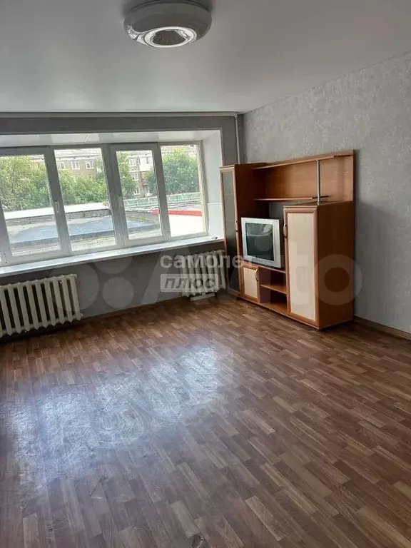 Комната 23 м в 1-к., 2/9 эт. - Фото 0