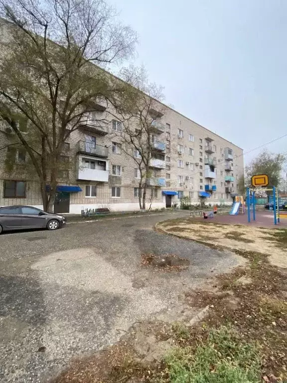 2-к кв. Калмыкия, Элиста ул. Чкалова, 5 (59.7 м) - Фото 1