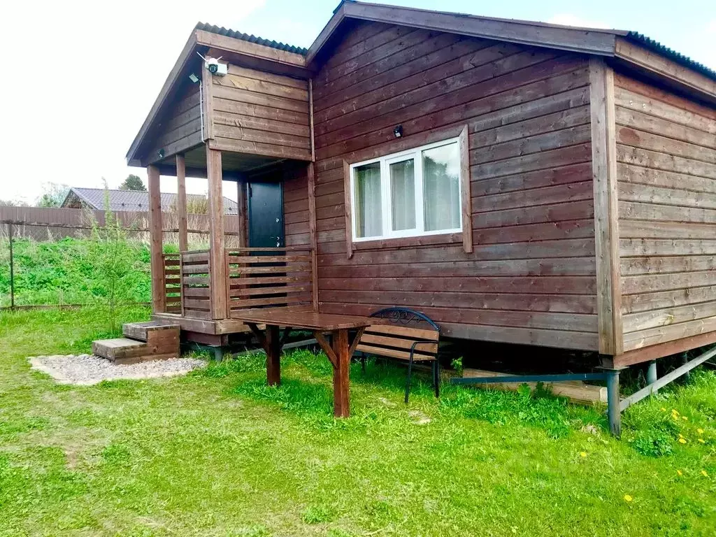 Дом в Ленинградская область, Выборгский район, Рощинское городское ... - Фото 1
