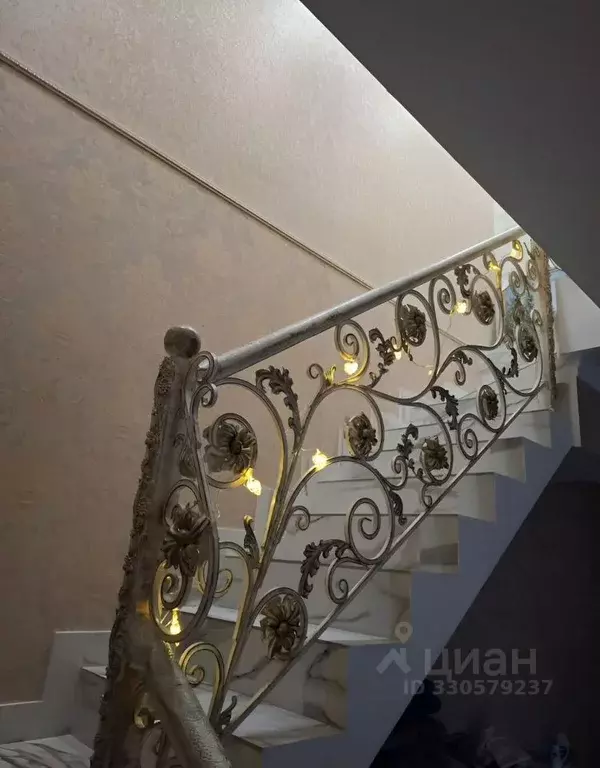 Дом в Краснодарский край, Тихорецк Военный городок мкр,  (120 м) - Фото 1