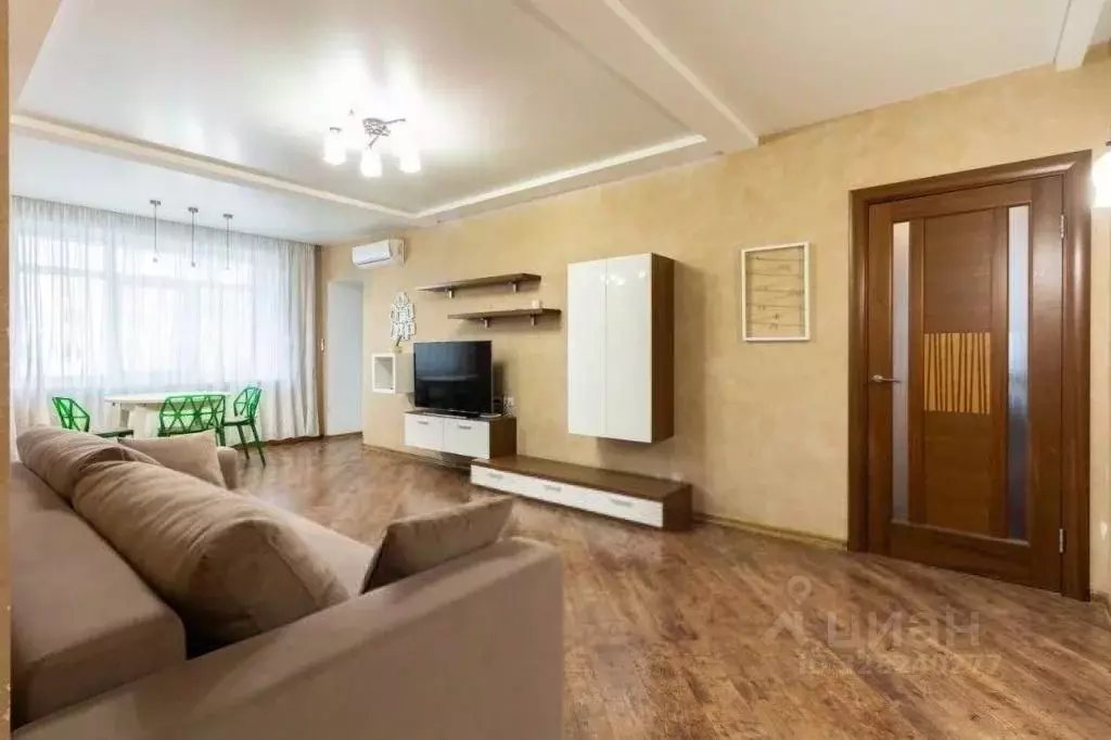 2-к кв. Хабаровский край, Хабаровск Волочаевская ул., 168 (80.0 м) - Фото 1