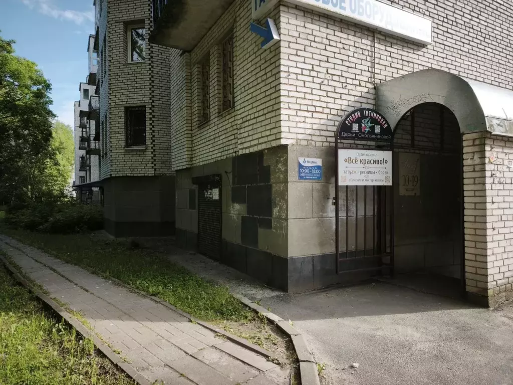 Помещение свободного назначения в Ленинградская область, Гатчина ул. ... - Фото 1