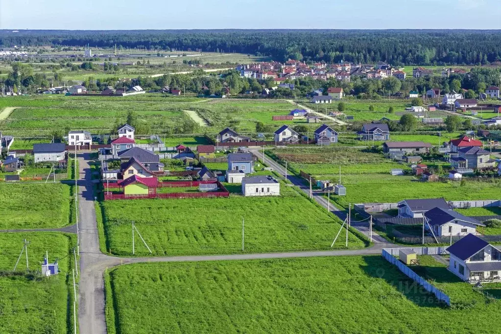 Участок в Ленинградская область, Тосненский район, Федоровское ... - Фото 1