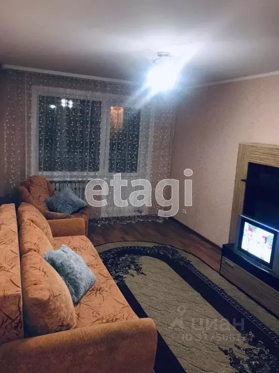 2-к кв. Сахалинская область, Южно-Сахалинск просп. Победы, 26 (48.0 м) - Фото 1