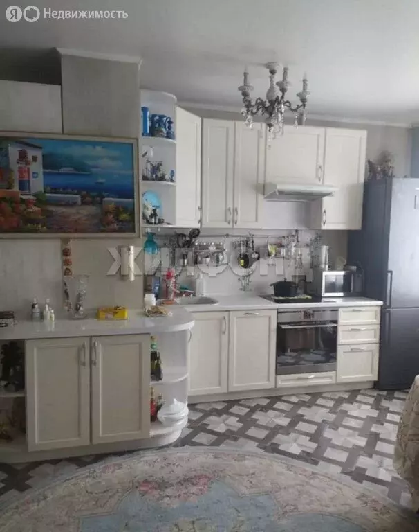 3-комнатная квартира: Кызыл, улица Ооржака Лопсанчапа, 13 (75 м) - Фото 1