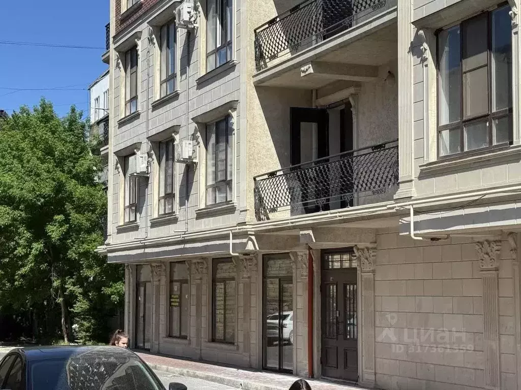 2-к кв. Дагестан, Махачкала ул. Хаджалмахинская, 41Е (85.0 м) - Фото 0