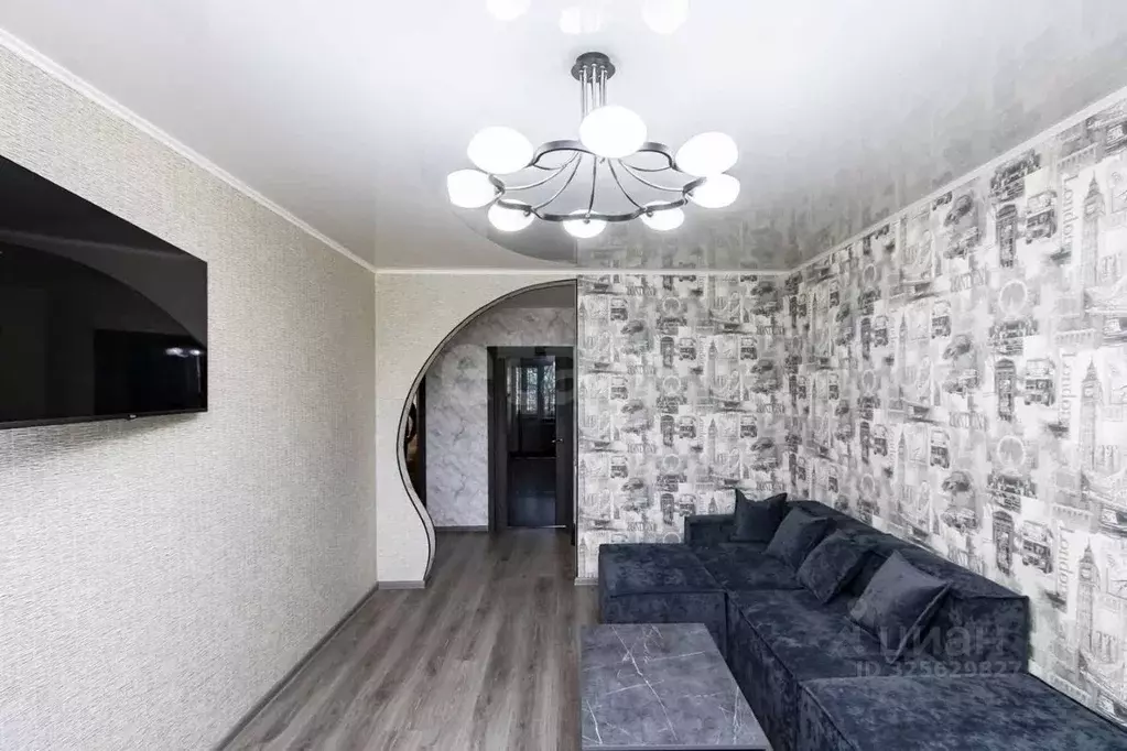 3-к кв. Тюменская область, Тюменский муниципальный округ, Боровский рп ... - Фото 1