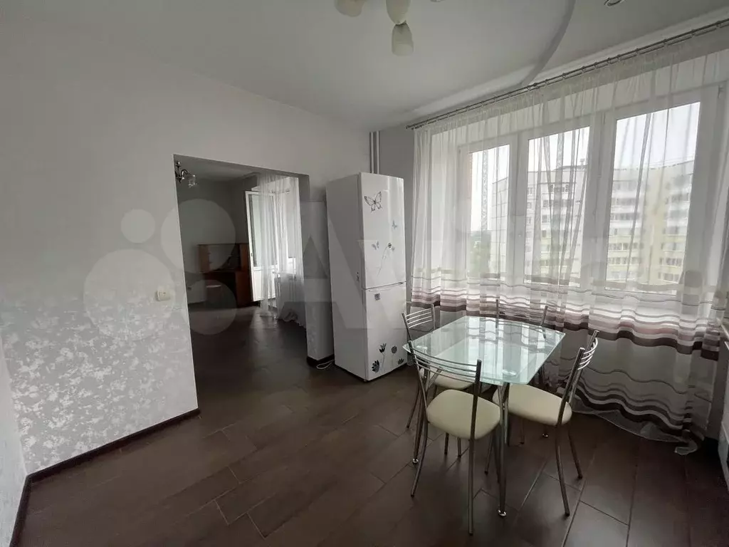 1-к. квартира, 40 м, 7/10 эт. - Фото 1