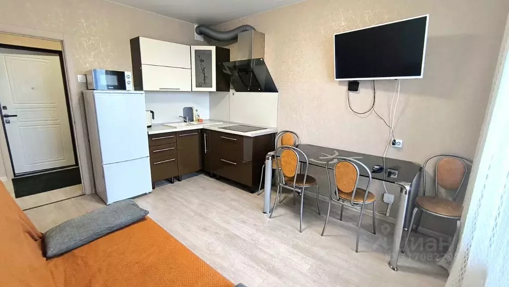 2-к кв. Новосибирская область, Новосибирск ул. Александра Чистякова, ... - Фото 0