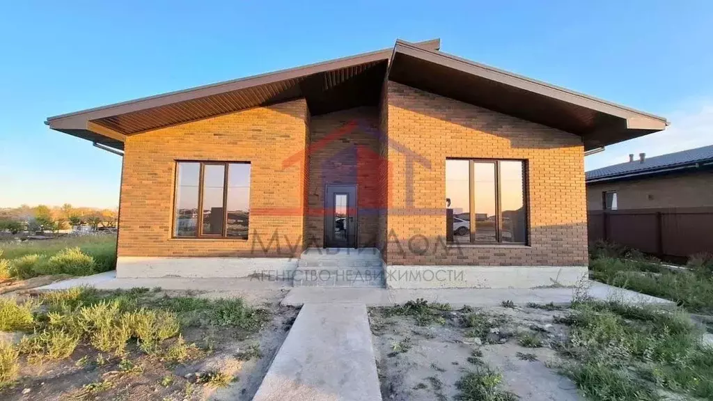 Коттедж в Белгородская область, Старый Оскол Пролески мкр,  (100 м) - Фото 1