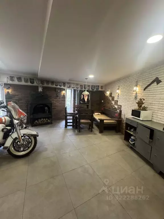 Гараж в Самарская область, Тольятти ул. Лизы Чайкиной, 99 (40 м) - Фото 1