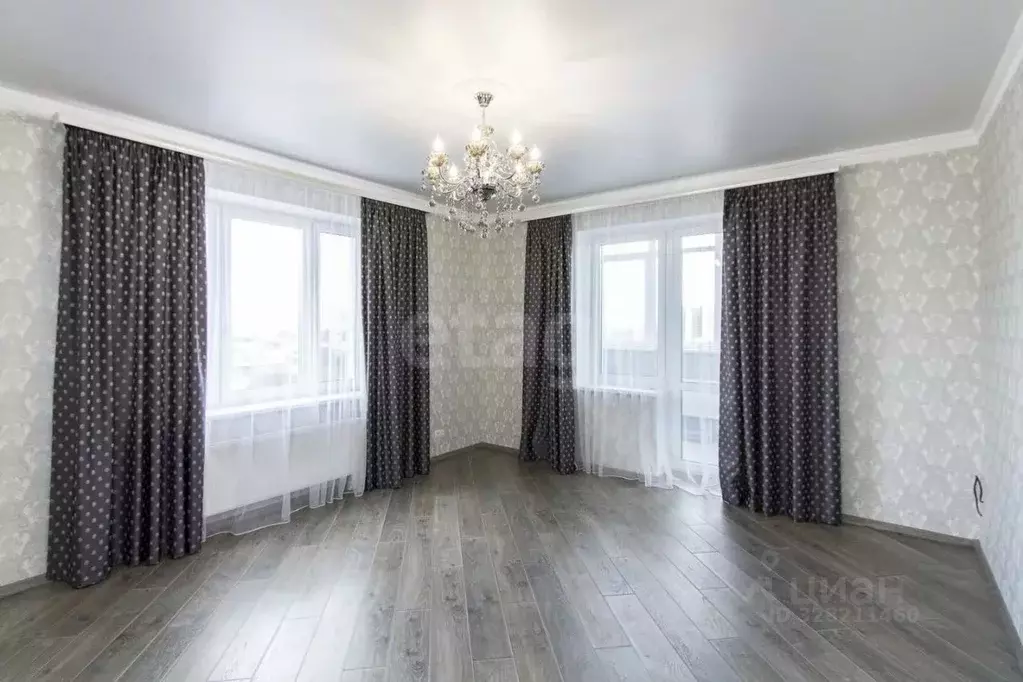 3-к кв. Тюменская область, Тюмень Самарская ул., 20 (139.5 м) - Фото 0