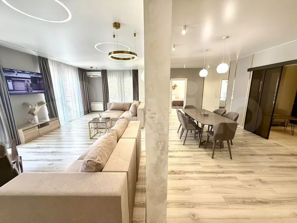3-к. квартира, 155 м, 4/4 эт. - Фото 1