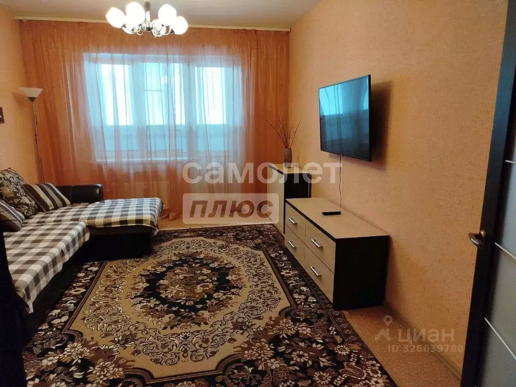 3-к кв. Омская область, Омск ул. 21-я Амурская, 35 (70.1 м) - Фото 1