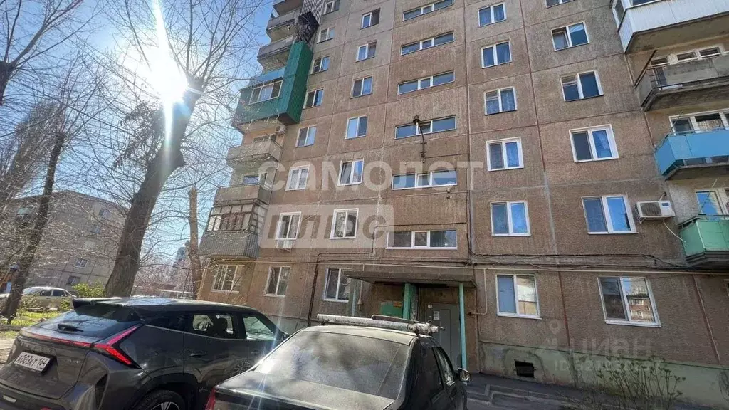 3-к кв. Саратовская область, Энгельс 1-й мкр, 12 (52.1 м) - Фото 0