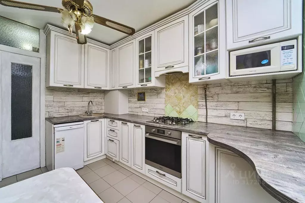 Квартира, 4 комнаты, 75 м - Фото 0