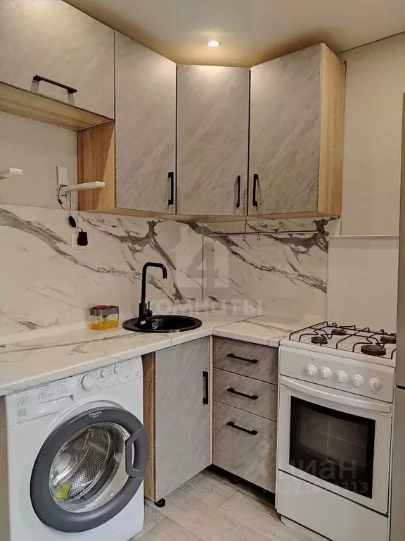 1-к кв. Воронежская область, Воронеж ул. Переверткина, 8 (31.5 м) - Фото 1