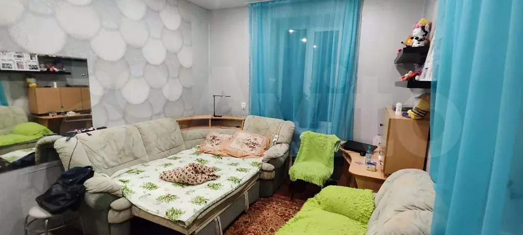 Комната 14 м в 3-к., 2/2 эт. - Фото 1