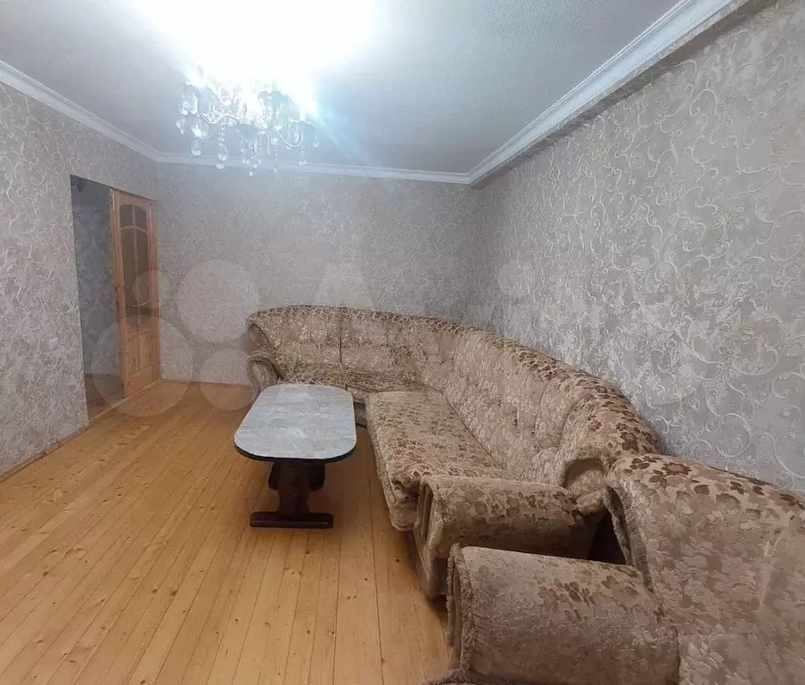 3-к. квартира, 50 м, 1/5 эт. - Фото 0