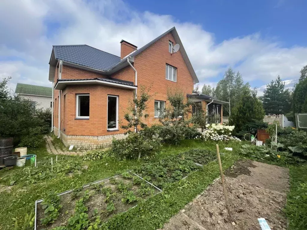 Дом в Смоленская область, Смоленск ул. Нахимова, 39 (378 м) - Фото 1