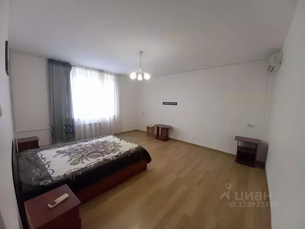 Комната Краснодарский край, Сочи Адлер жилрайон, ул. Известинская, 40 - Фото 2