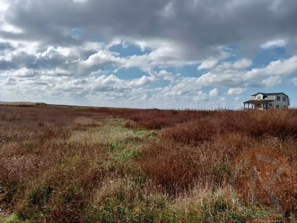 Участок в Крым, Сакский район, с. Штормовое  (10.0 сот.) - Фото 2