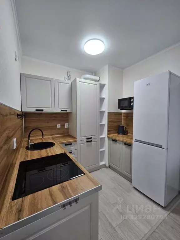 2-к кв. Астраханская область, Астрахань ул. Трофимова, 10 (40.0 м) - Фото 2