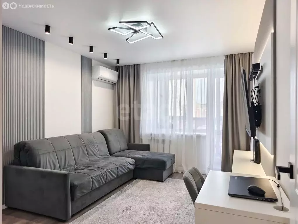 2-комнатная квартира: Тюмень, улица Газовиков, 6 (46.7 м) - Фото 2