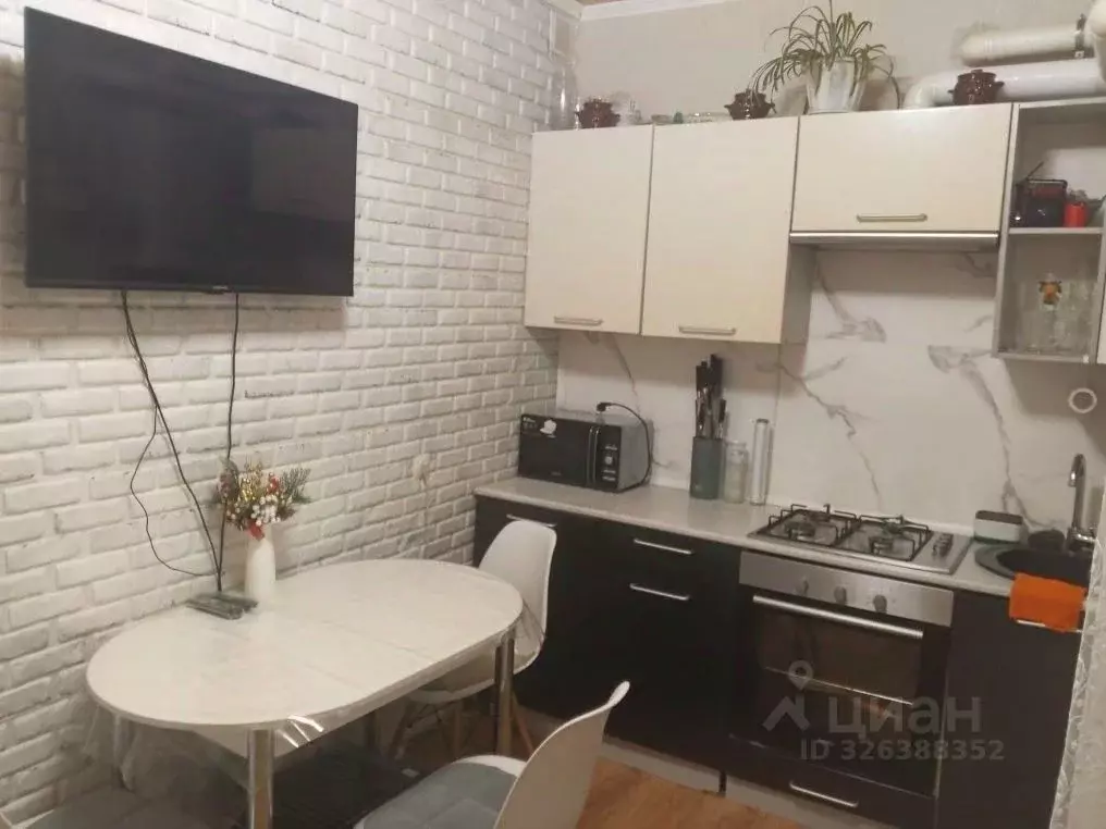 1-к кв. Адыгея, Тахтамукайский район, Старобжегокайское с/пос, Новая ... - Фото 1