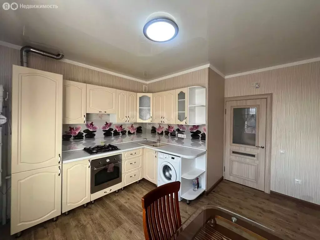 2-комнатная квартира: Горячий Ключ, улица Энгельса, 1Ак4 (59.9 м) - Фото 2