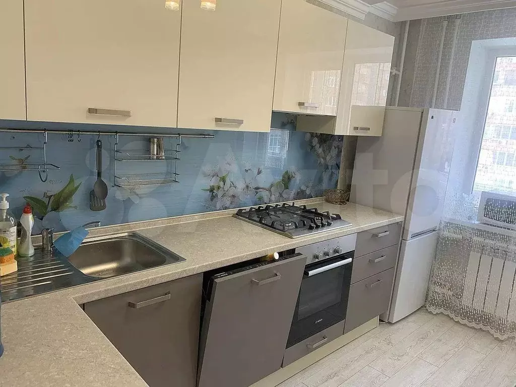 2-к. квартира, 50 м, 5/25 эт. - Фото 0