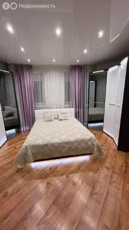 3-комнатная квартира: Омск, бульвар Архитекторов, 10 (98 м) - Фото 2