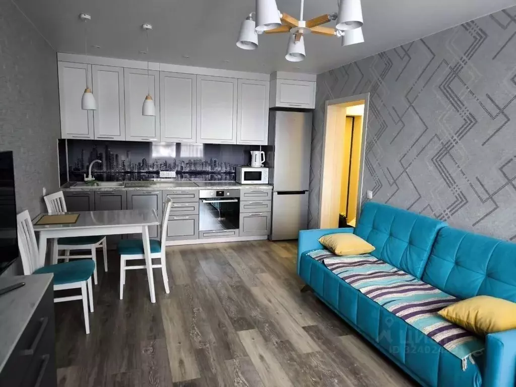 2-к кв. Тюменская область, Тюмень ул. Газовиков, 34к1 (60.0 м) - Фото 1