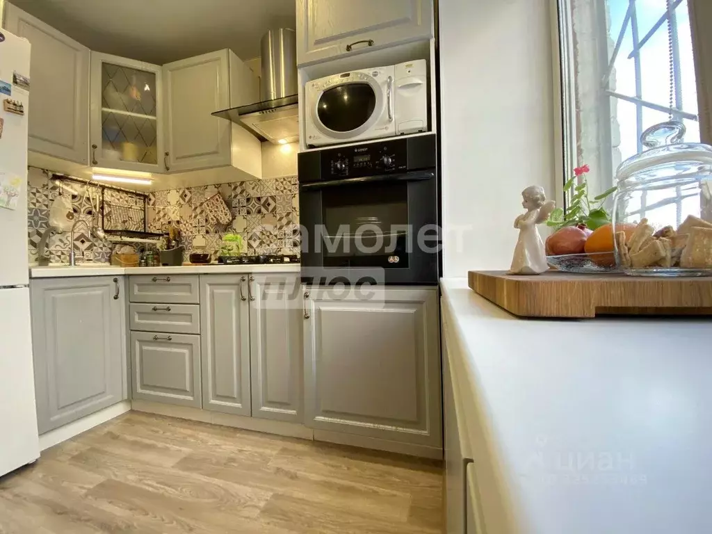 2-к кв. Свердловская область, Екатеринбург ул. Сажинская, 1 (44.1 м) - Фото 1