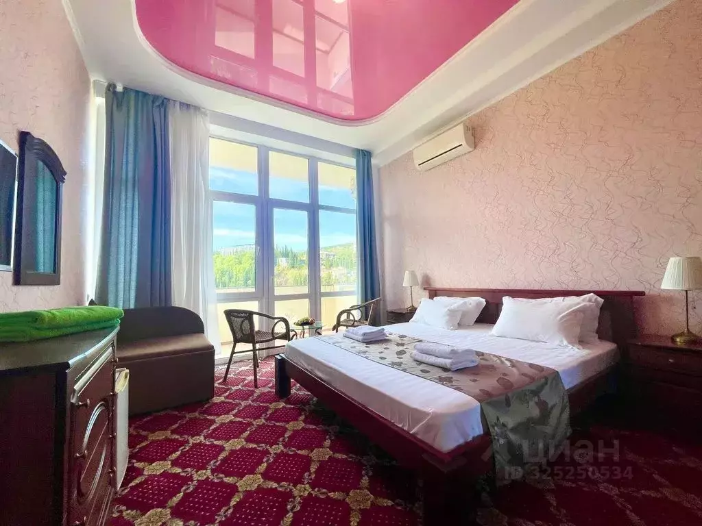 Комната Крым, Алушта ул. Набережная, 16 - Фото 2