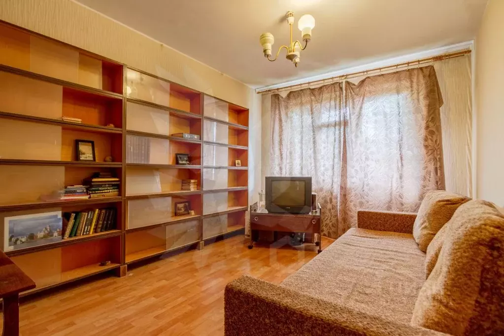 1-к кв. Московская область, Реутов Комсомольская ул., 13 (30.0 м) - Фото 1