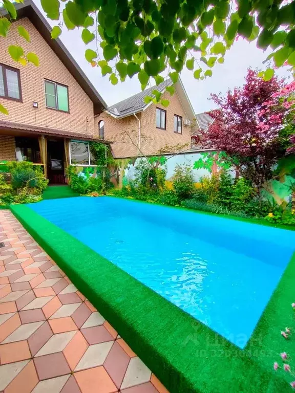 Дом в Краснодарский край, Краснодар ул. Палаточная, 35 (180 м) - Фото 1