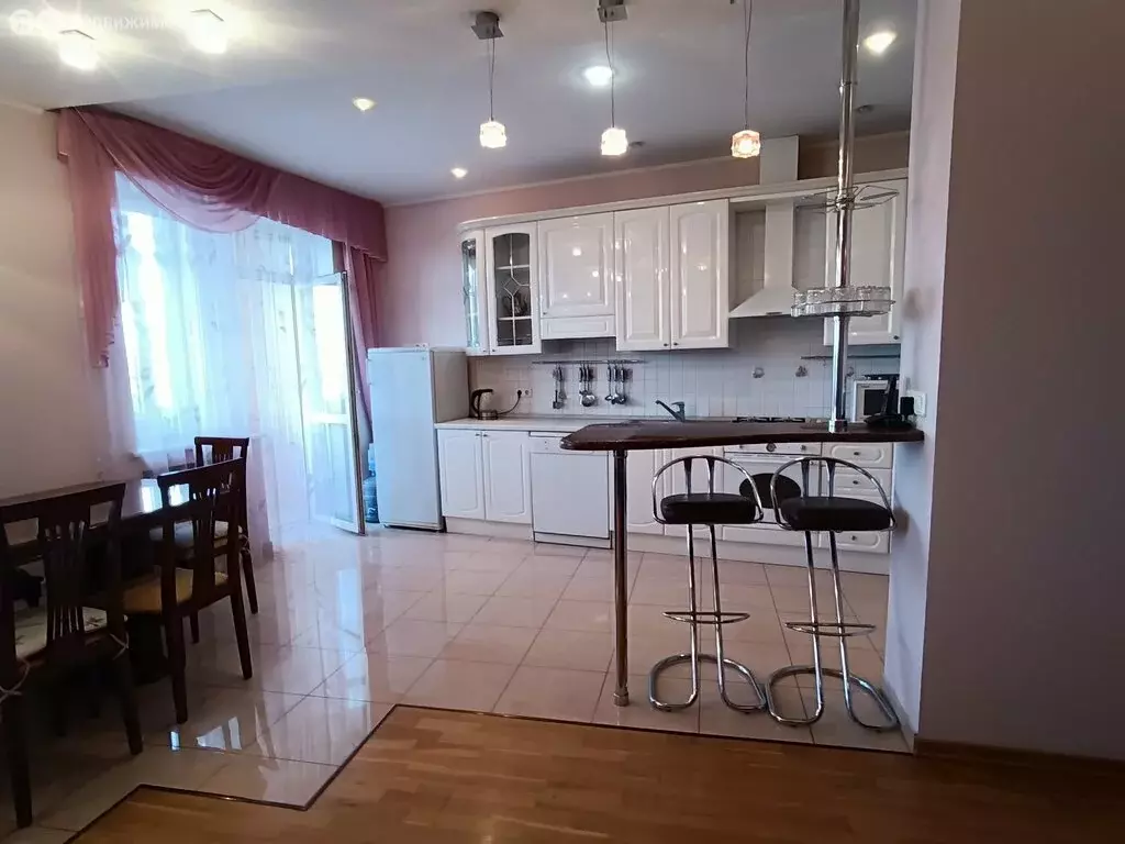 3-комнатная квартира: Самара, улица Алексея Толстого, 139 (112.8 м) - Фото 2