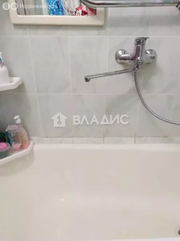 2-комнатная квартира: Бийск, улица имени Героя Советского Союза ... - Фото 1