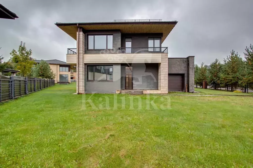 Дом в Москва Крекшино кп, ул. Клубничная, 132 (246 м) - Фото 2