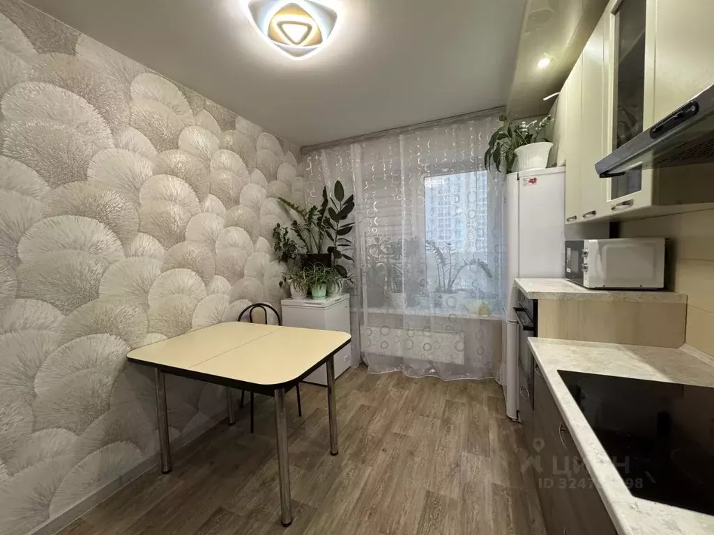 2-к кв. Татарстан, Казань ул. Азата Аббасова, 3 (56.0 м) - Фото 2