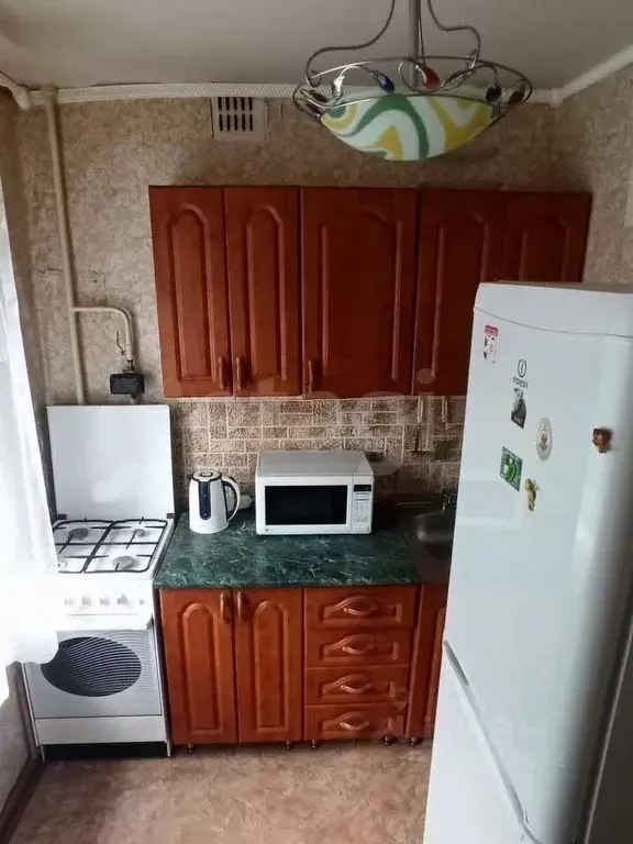 2-к кв. Омская область, Омск ул. 75-й Гвардейской Бригады, 14А (46.6 ... - Фото 0