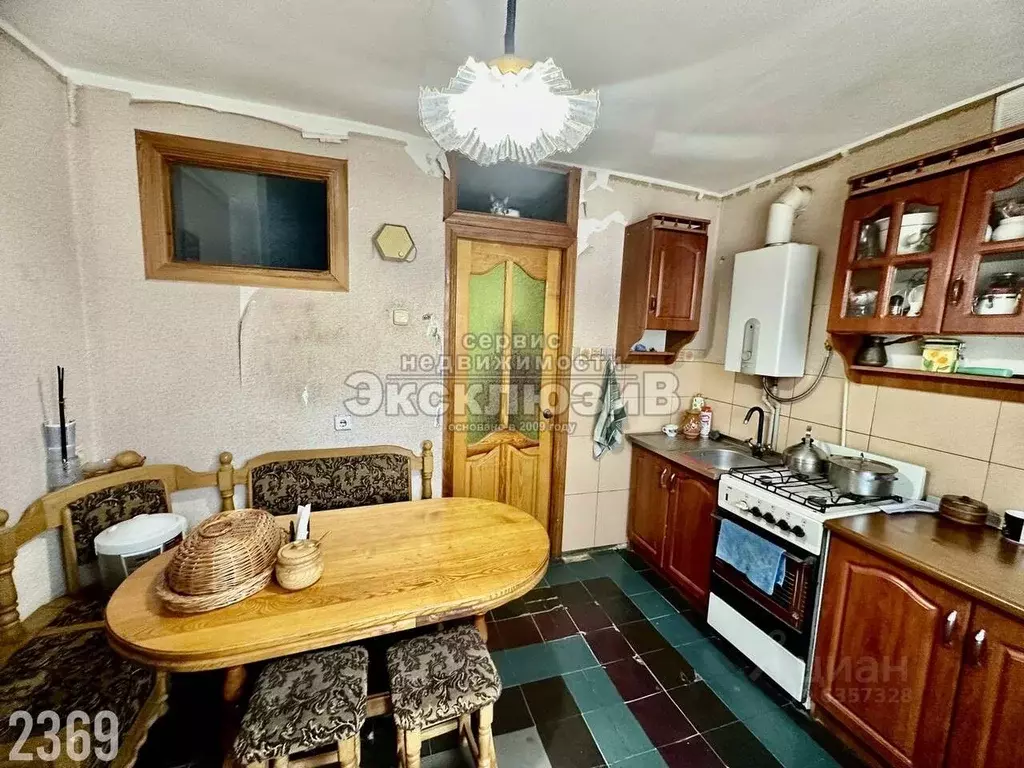 3-к кв. Севастополь ул. Хрусталева, 165 (69.0 м) - Фото 0