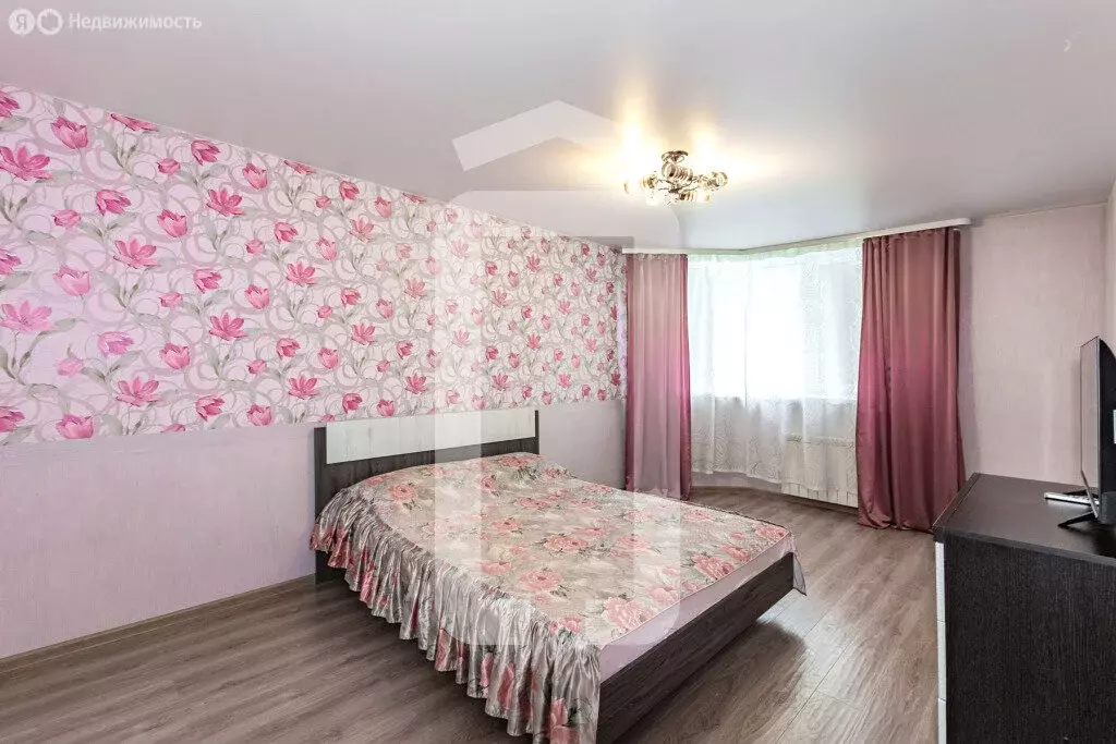 2-комнатная квартира: Екатеринбург, Уральская улица, 67 (51.8 м) - Фото 0
