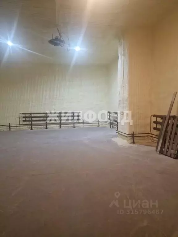 Склад в Новосибирская область, Новосибирск ул. Королева, 40к7 (333 м) - Фото 1