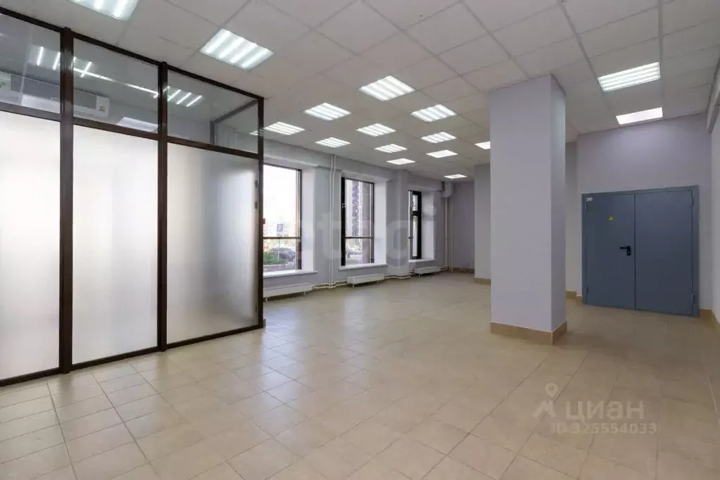 Помещение свободного назначения в Красноярский край, Красноярск ул. ... - Фото 1